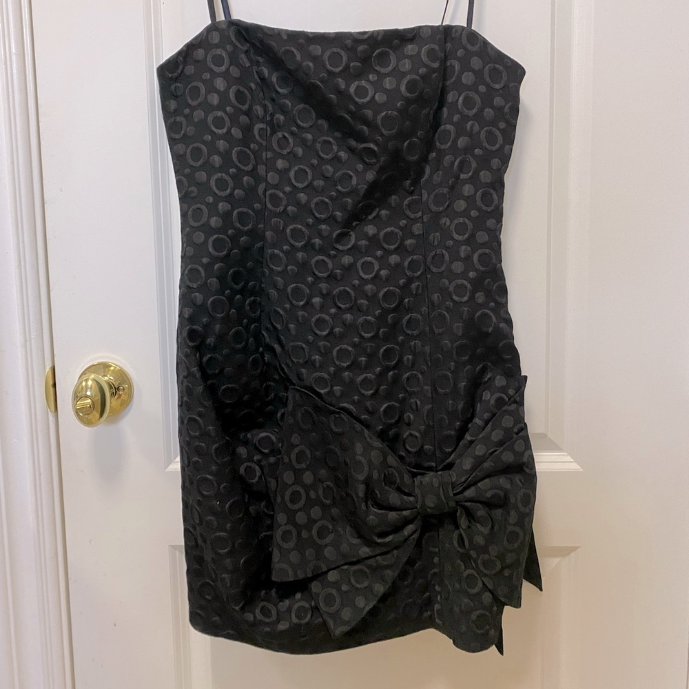 Women Strapless Mini Black Dress